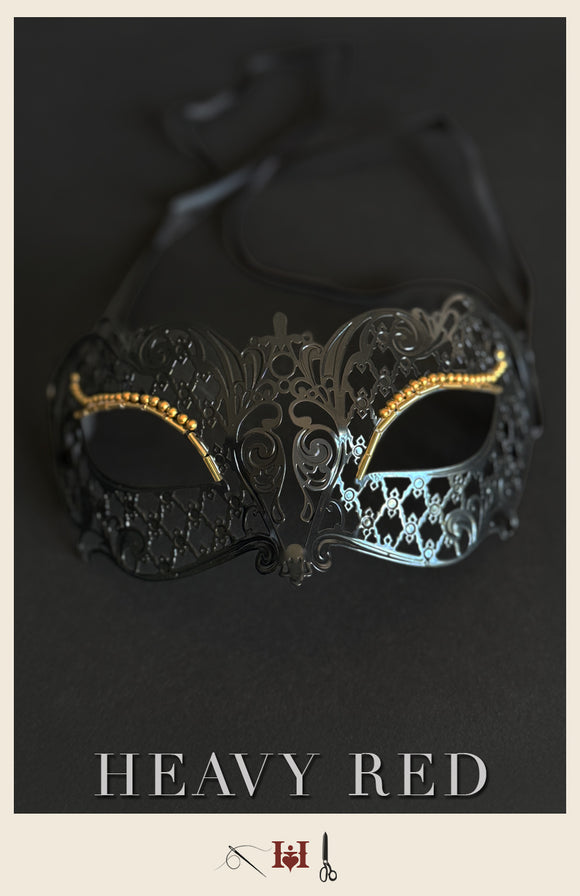 Elegant Beaded Vintage Wire Mask